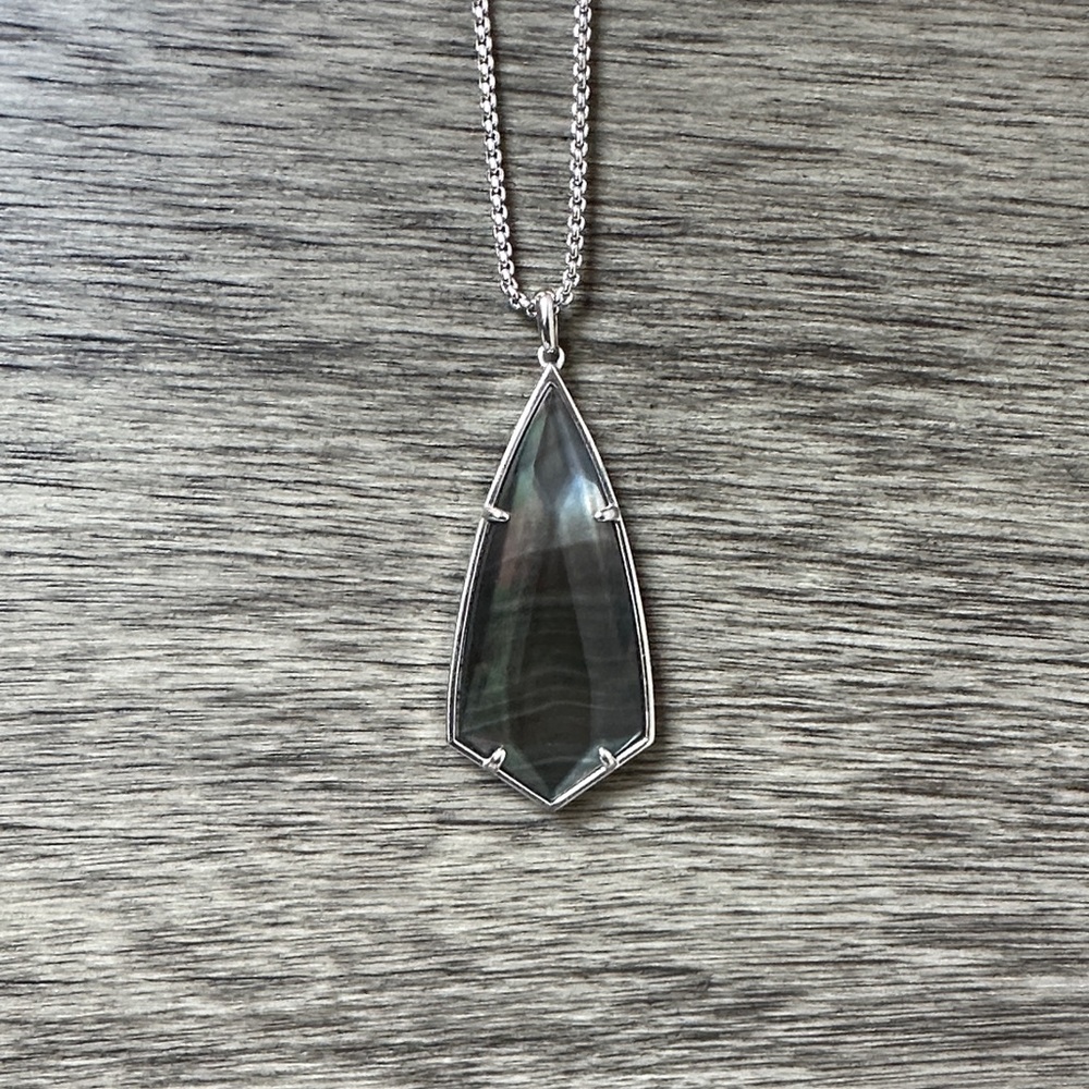 Kendra Scott Abalone Carole Necklace